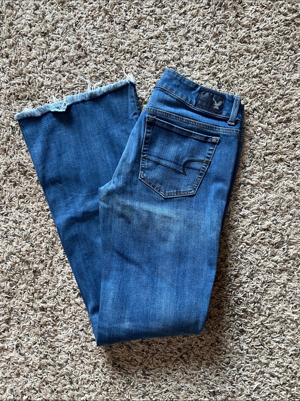 American Eagle Outfitters Dark Blue Cropped Frayed-Hem Jeans
